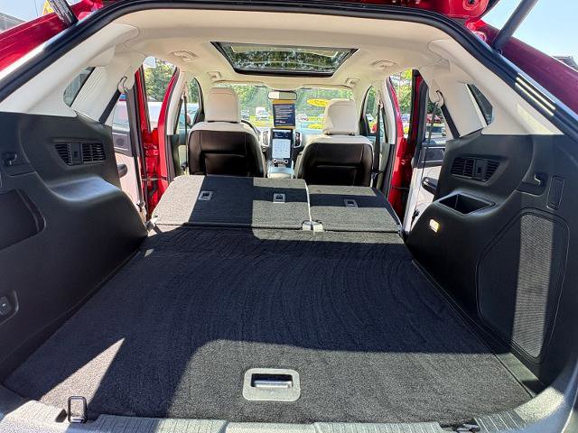 Certified 2022 Ford Edge Titanium AWD/4WD image 38