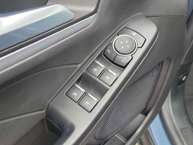 Certified 2023 Ford Escape Platinum AWD/4WD image 11