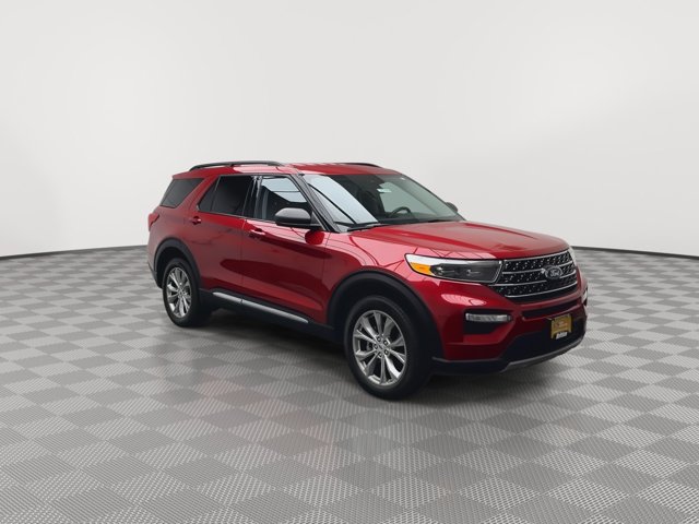 Certified 2023 Ford Explorer XLT w/ Equipment Group 202A AWD/4WD image 36