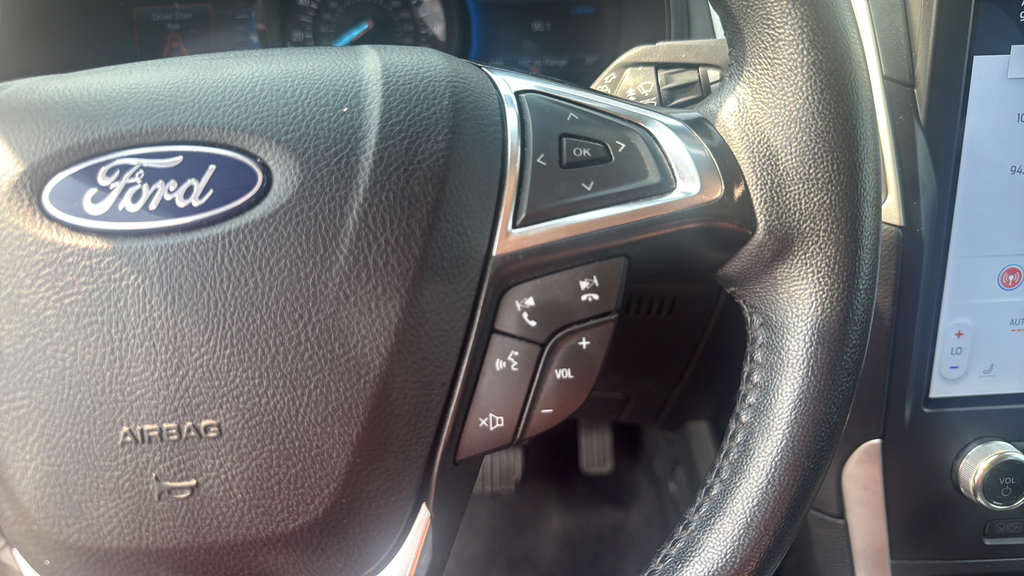 Certified 2024 Ford Edge SEL AWD/4WD image 26