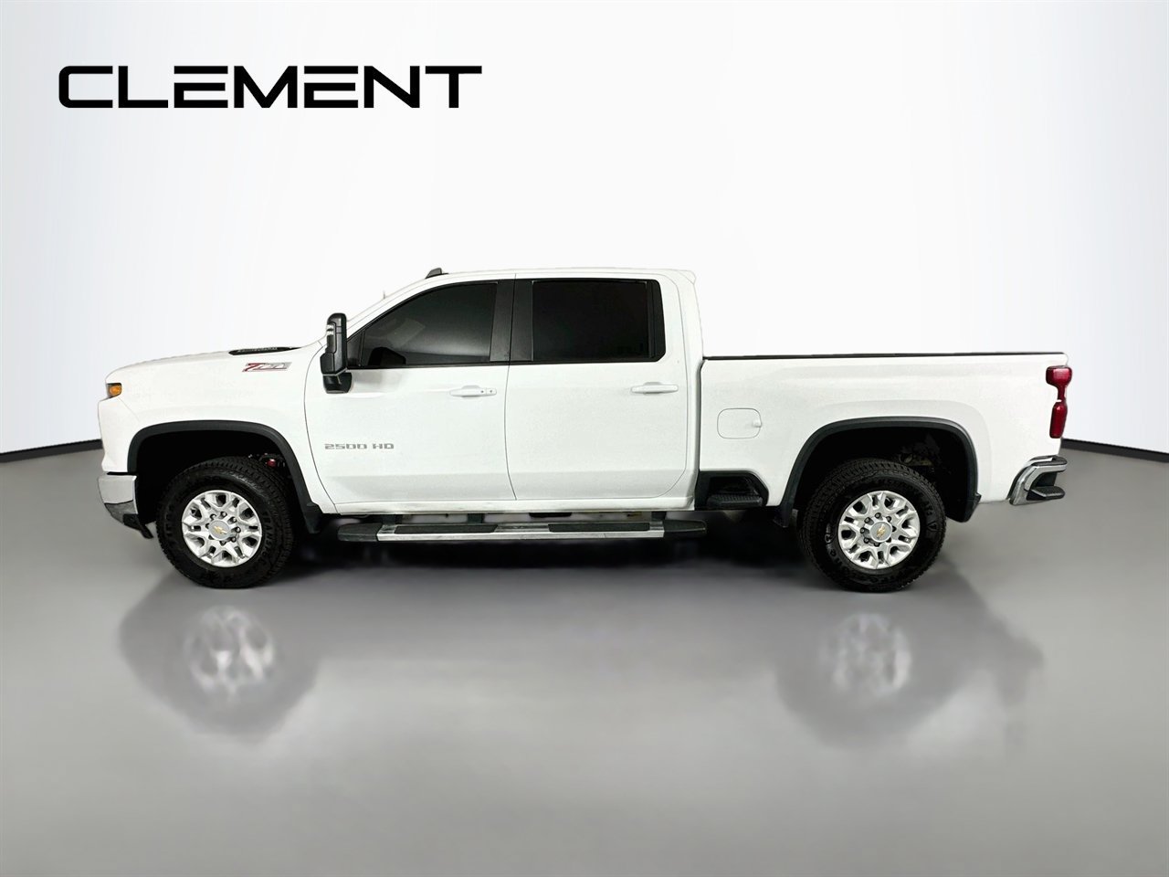 Used 2025 Chevrolet Silverado 2500 LT AWD/4WD image 6
