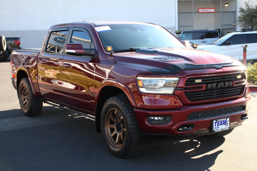 Used 2022 RAM 1500 Laramie w/ Sport Appearance Package AWD/4WD image 11