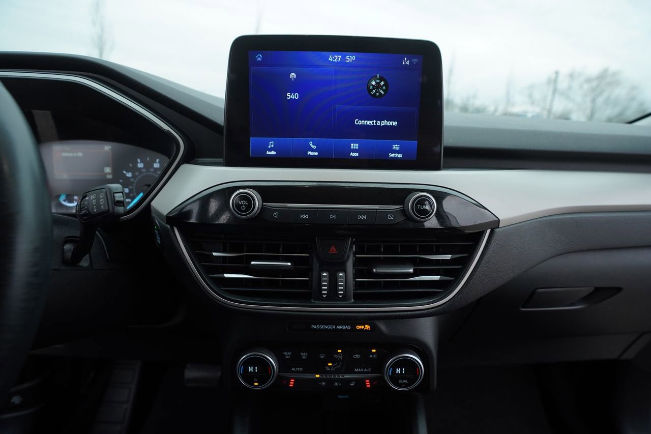 Certified 2021 Ford Escape SEL FWD image 29