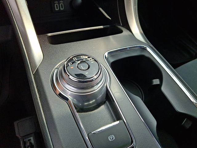 Certified 2020 Ford Fusion SE FWD image 14