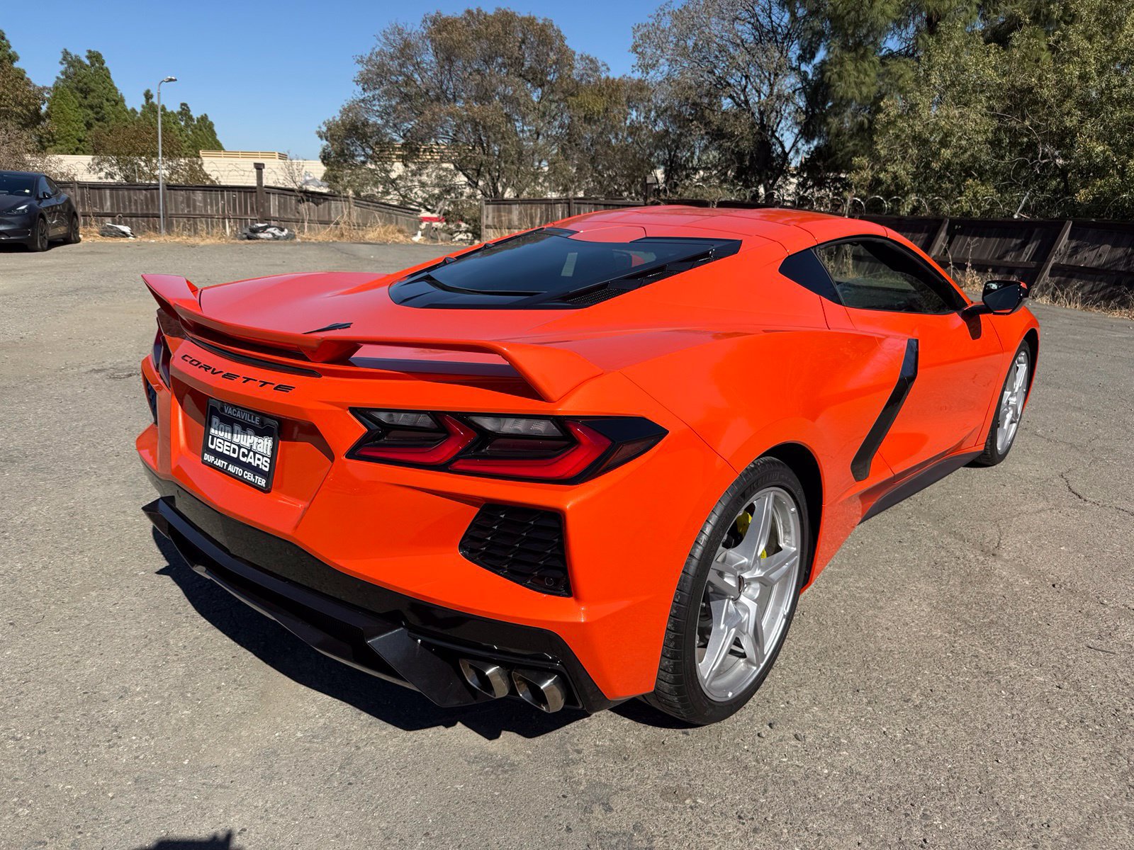 Used 2020 Chevrolet Corvette Stingray Coupe w/ Z51 Performance Package RWD image 7
