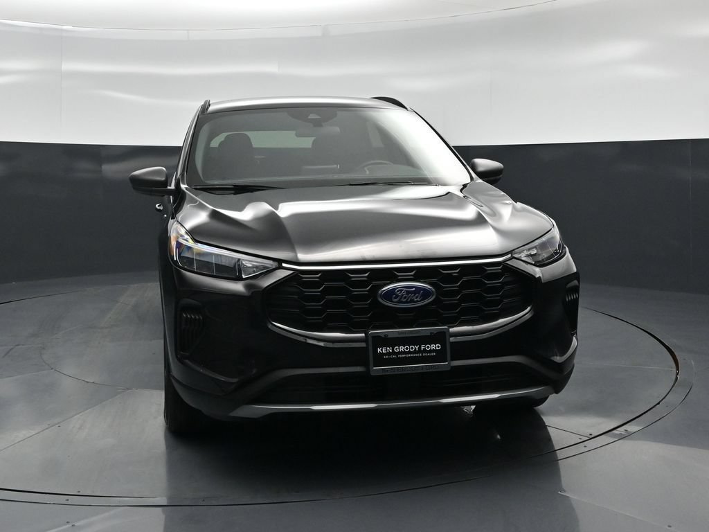Certified 2025 Ford Escape ST-Line FWD image 52