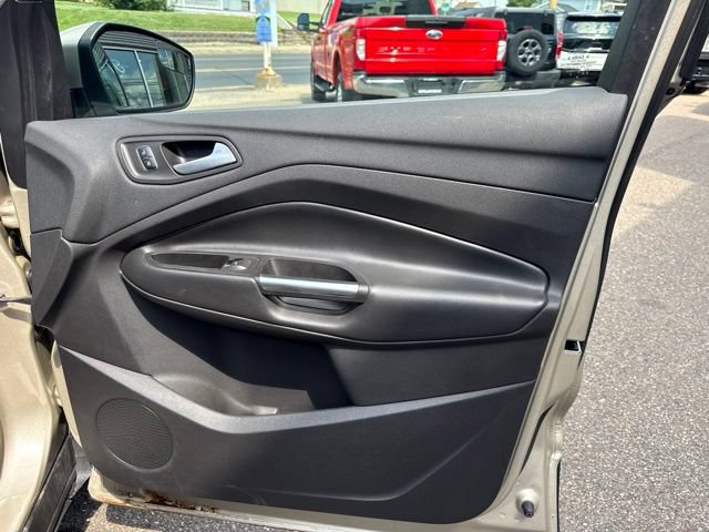 Certified 2017 Ford Escape SE w/ SE Cold Weather Package AWD/4WD image 26