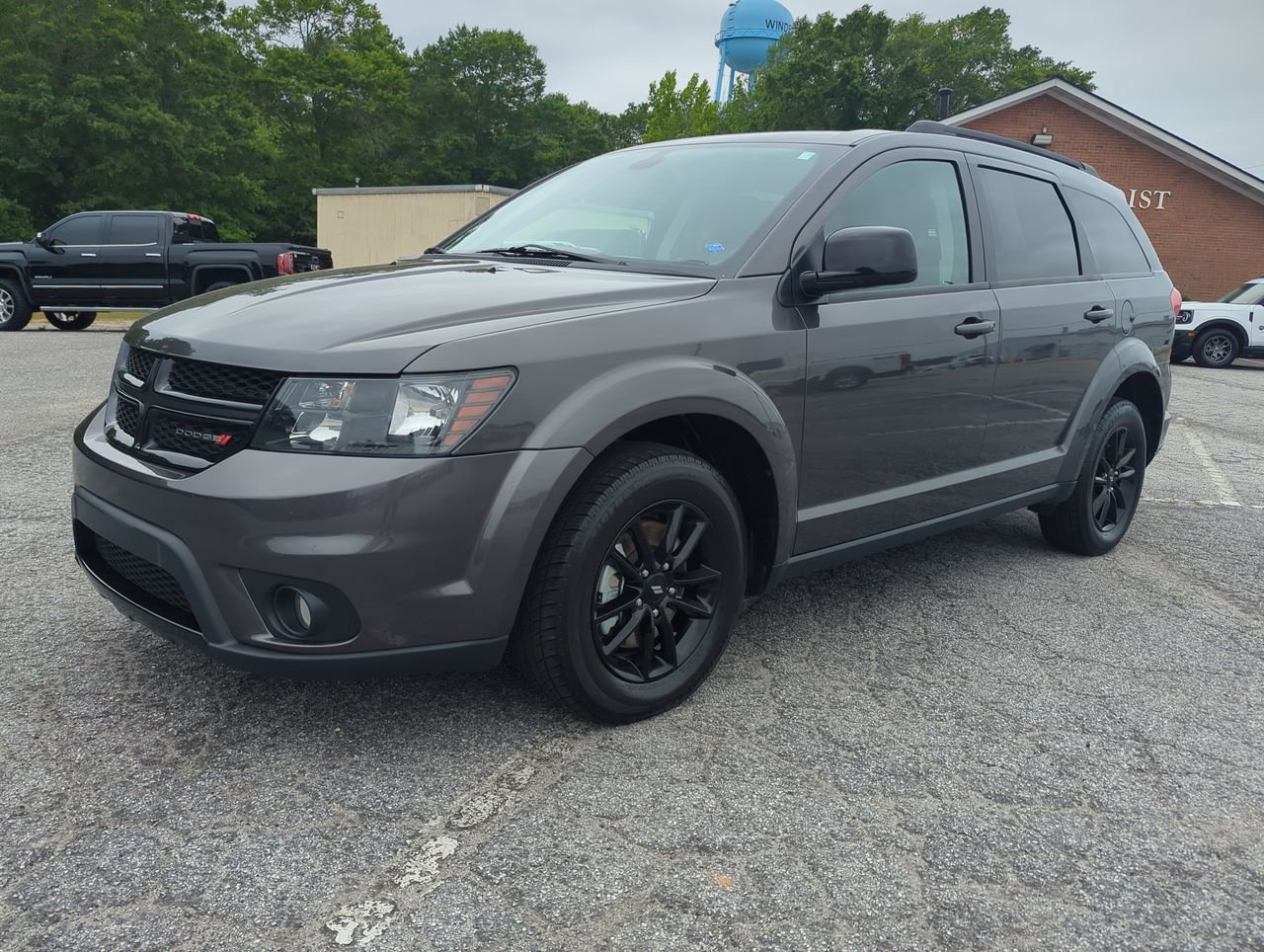 Used 2019 Dodge Journey SE w/ Connectivity Group FWD image 6