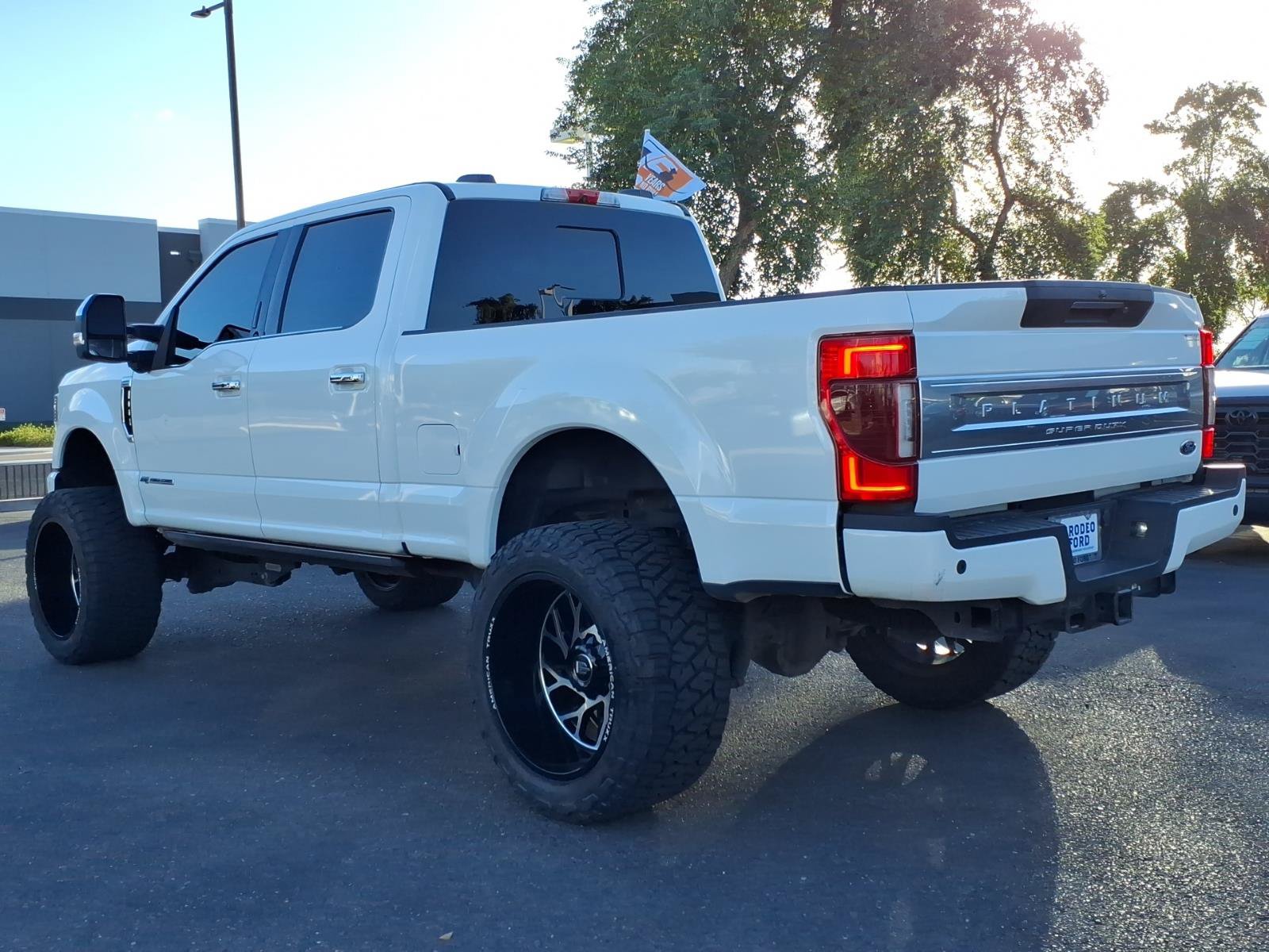 Certified 2020 Ford F350 Platinum AWD/4WD image 3