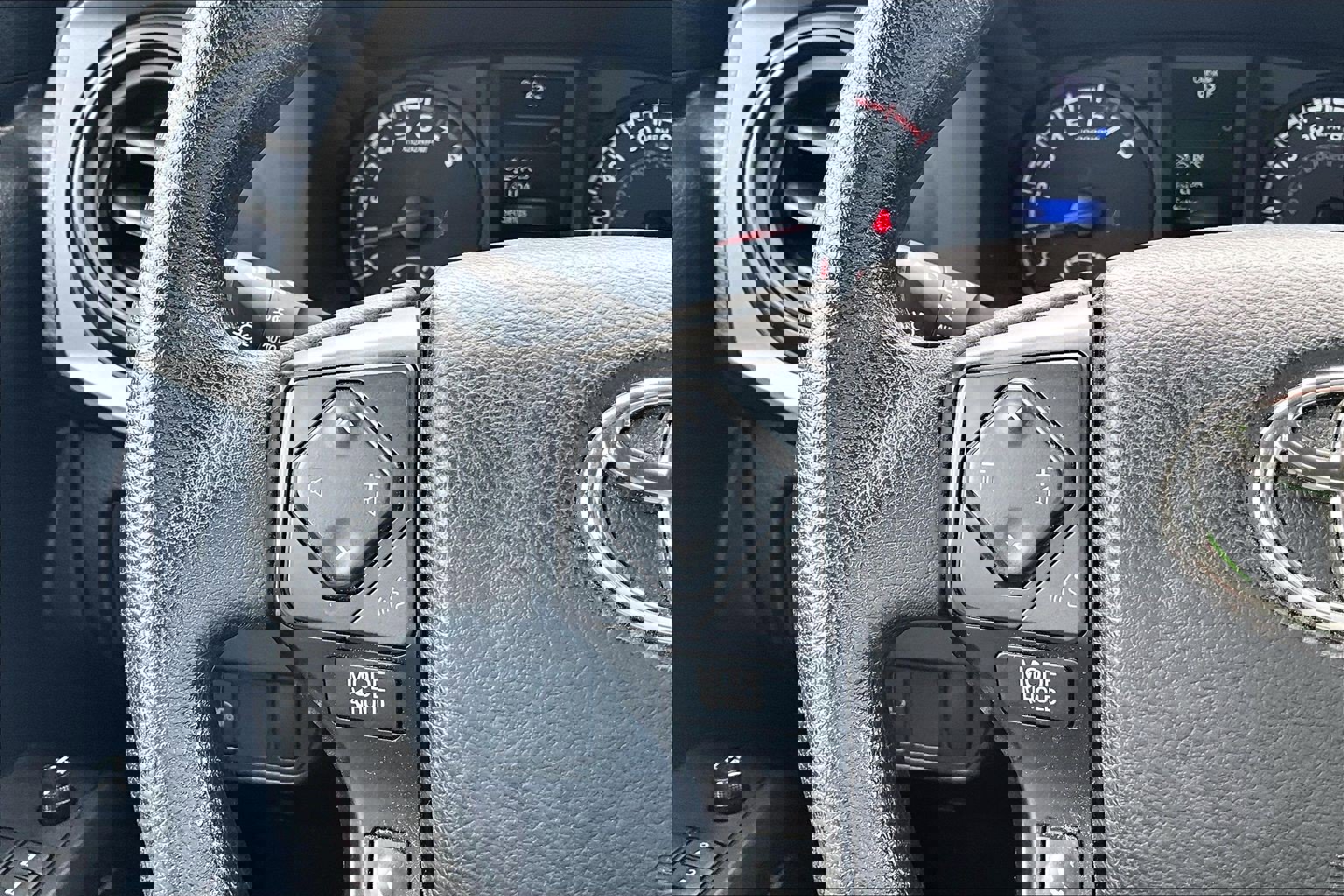 Used 2021 Toyota Tacoma SR AWD/4WD image 19