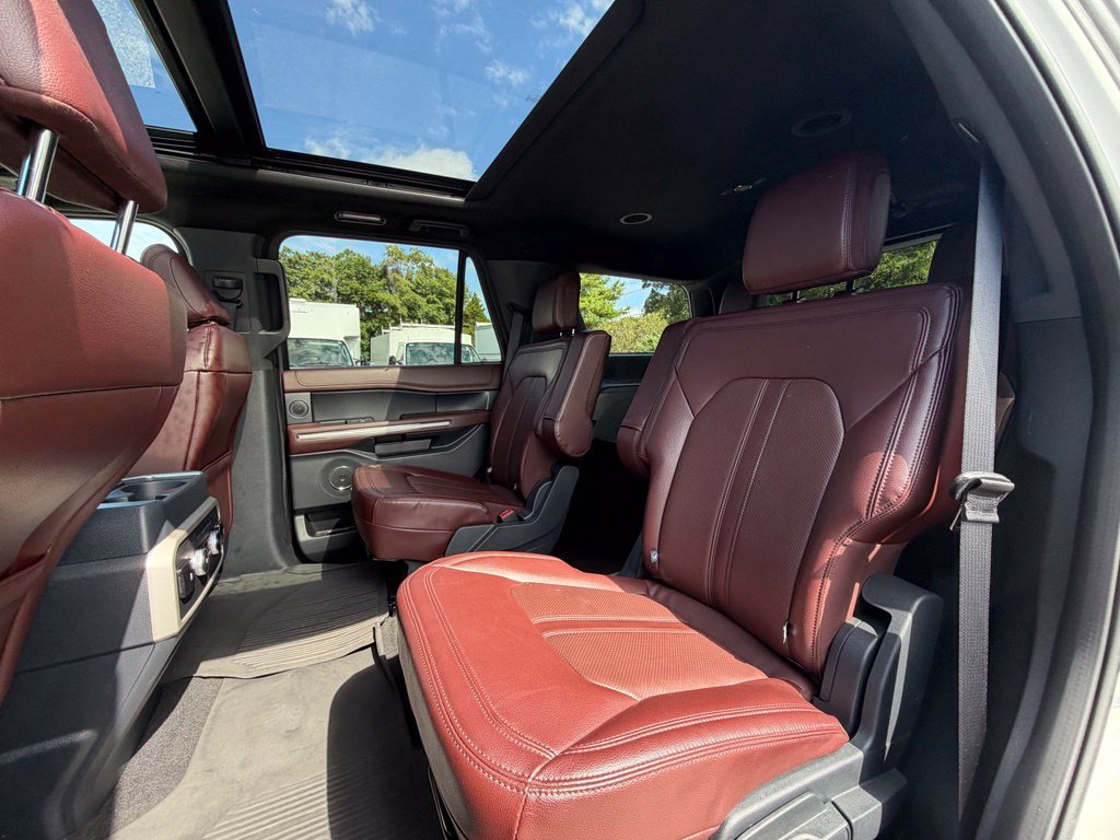 Certified 2024 Ford Expedition Limited AWD/4WD image 18