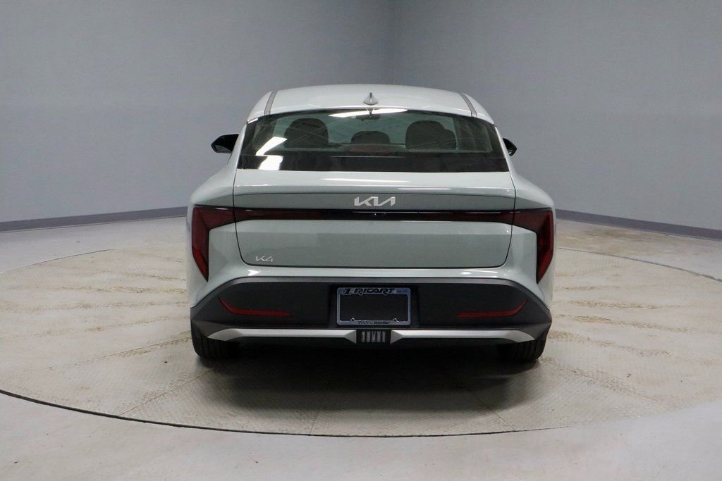 Used 2025 Kia K4 LXS image 4