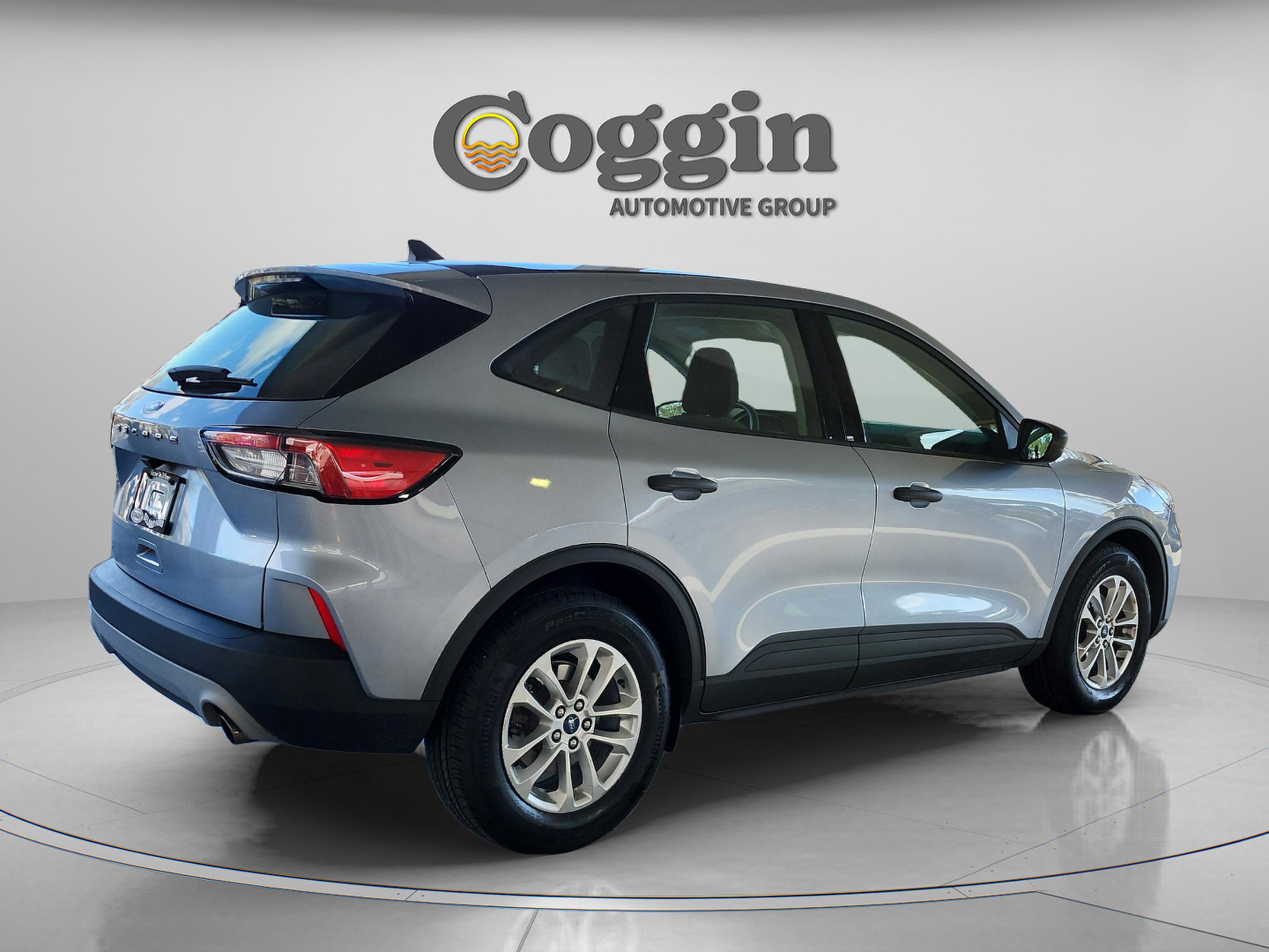 Certified 2022 Ford Escape S image 6