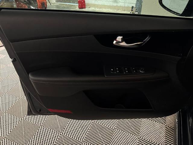 Used 2020 Kia Forte GT FWD image 8