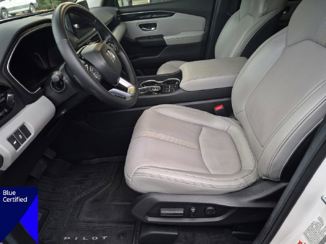 Used 2024 Honda Pilot Touring image 15