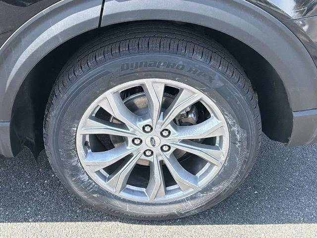 Certified 2022 Ford Explorer XLT w/ Equipment Group 202A image 32