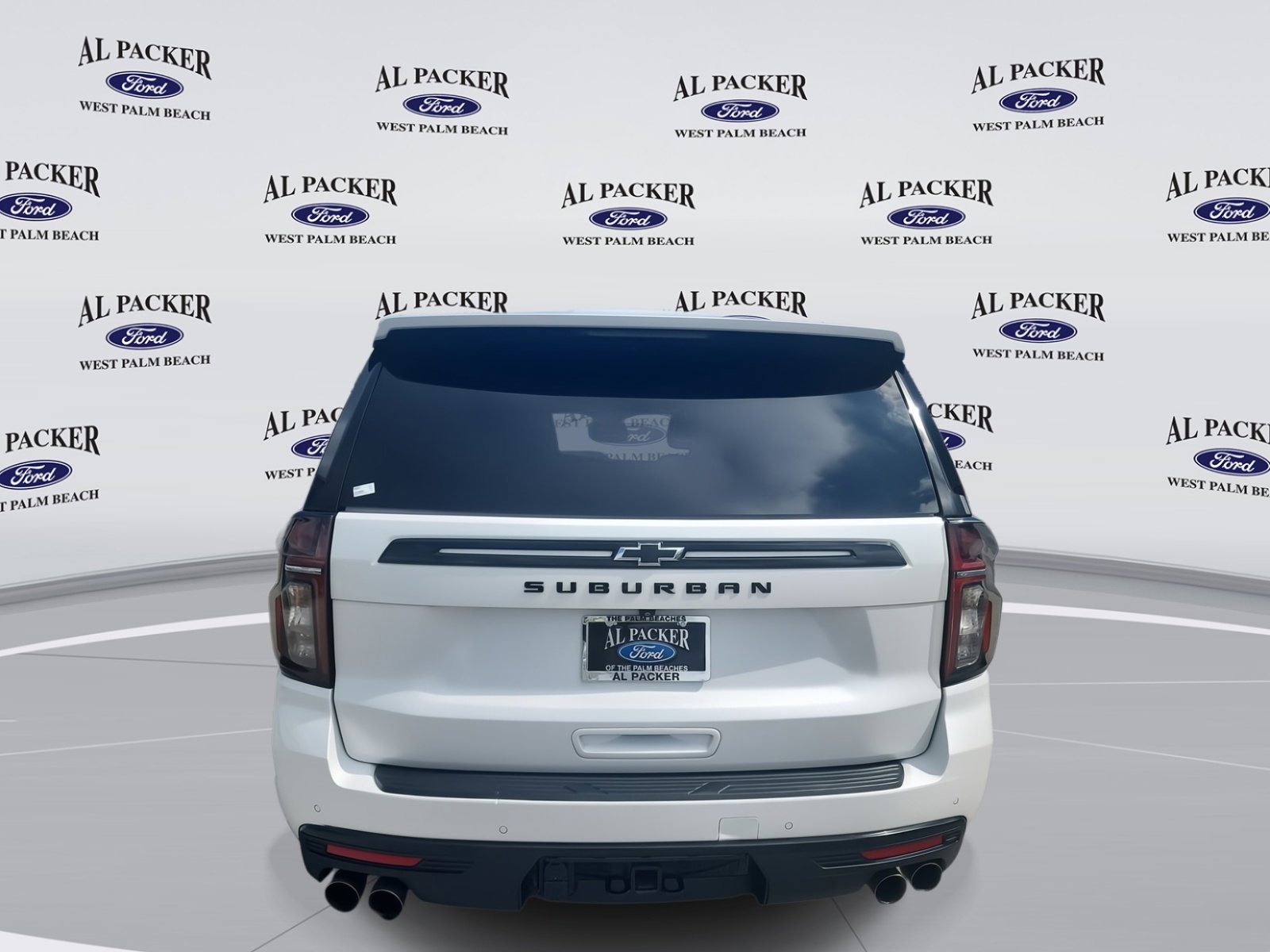 Used 2023 Chevrolet Suburban Z71 w/ Z71 Off-Road Package image 4