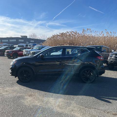 Used 2020 Nissan Rogue Sport S w/ Appearance Package image 2