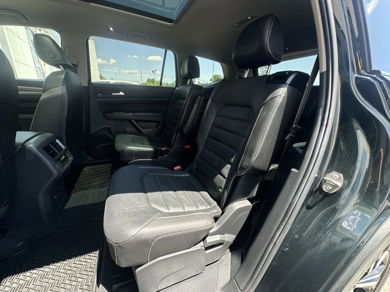 Used 2021 Volkswagen Atlas SEL Premium AWD/4WD image 33