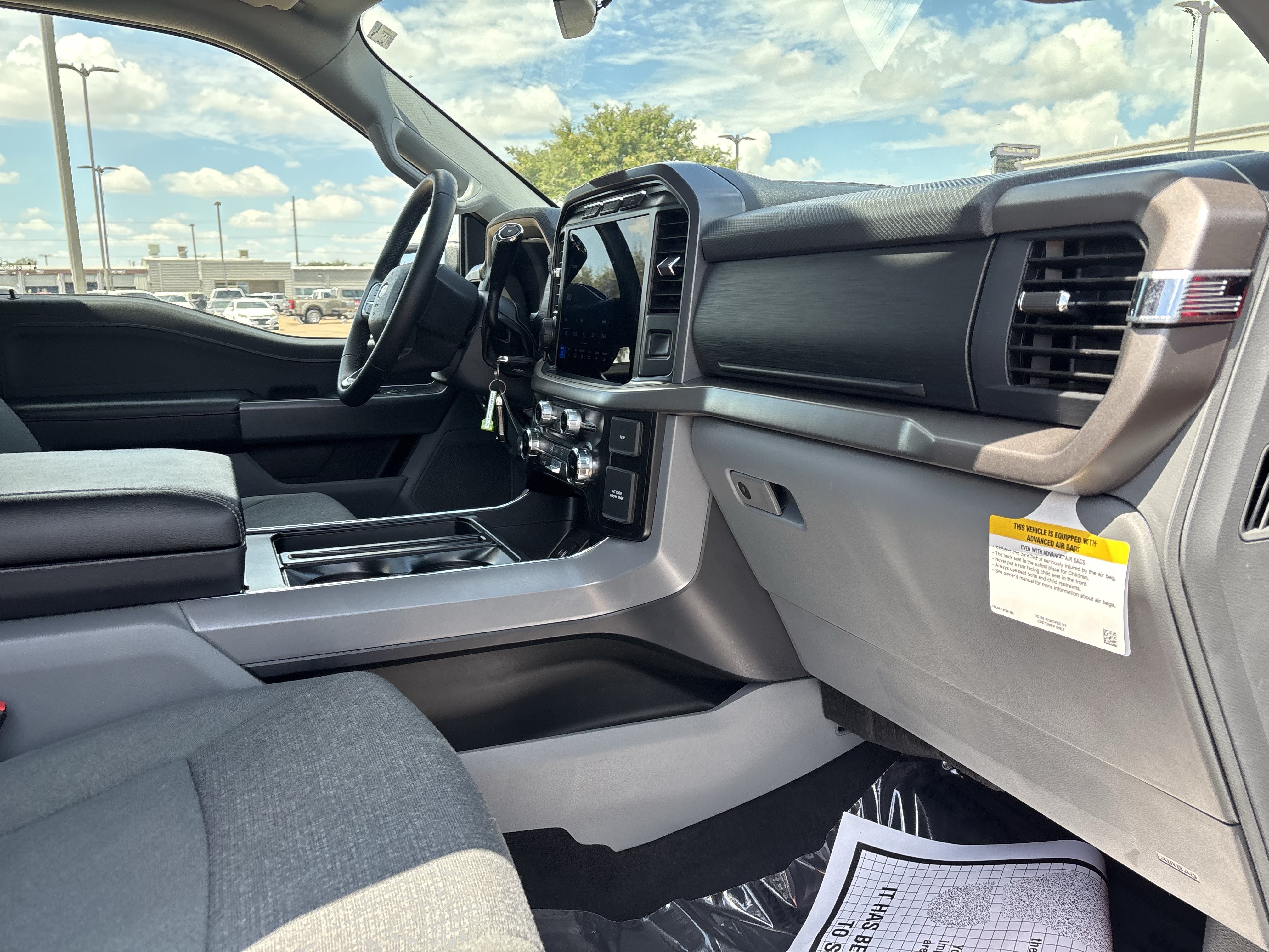 Certified 2024 Ford F150 XLT w/ Mobile Office Package RWD image 24