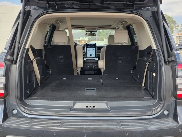 Certified 2023 Ford Expedition Platinum image 31