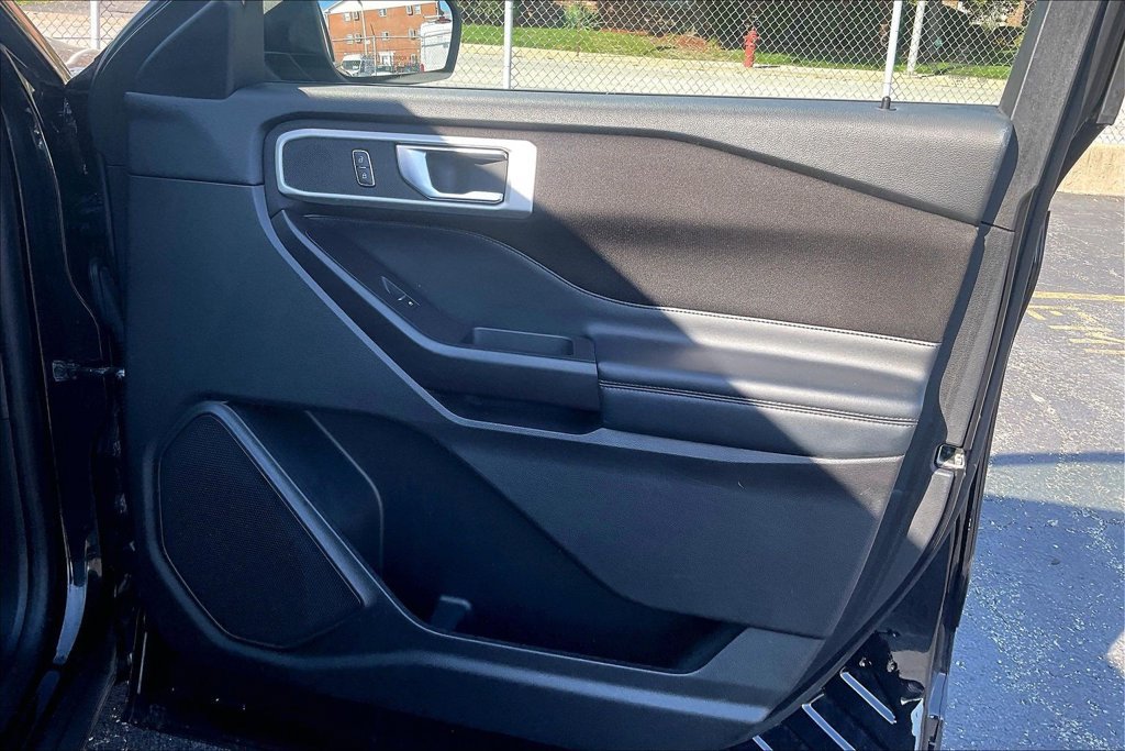 Certified 2020 Ford Explorer XLT AWD/4WD image 23