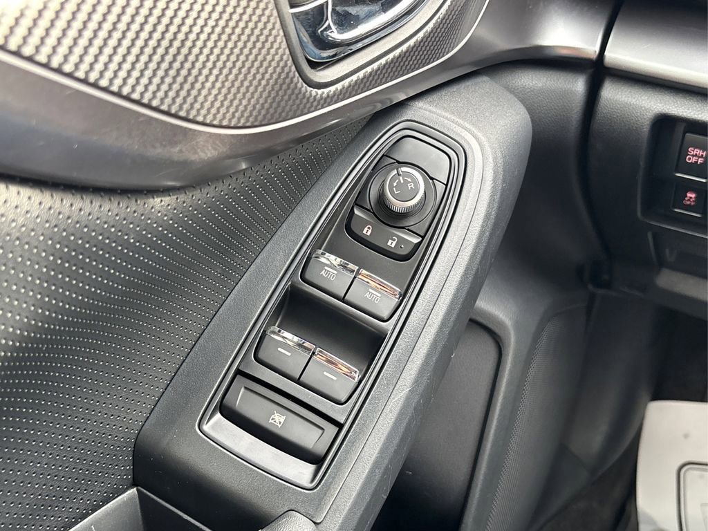 Used 2021 Subaru Crosstrek 2.5i Limited AWD/4WD image 32