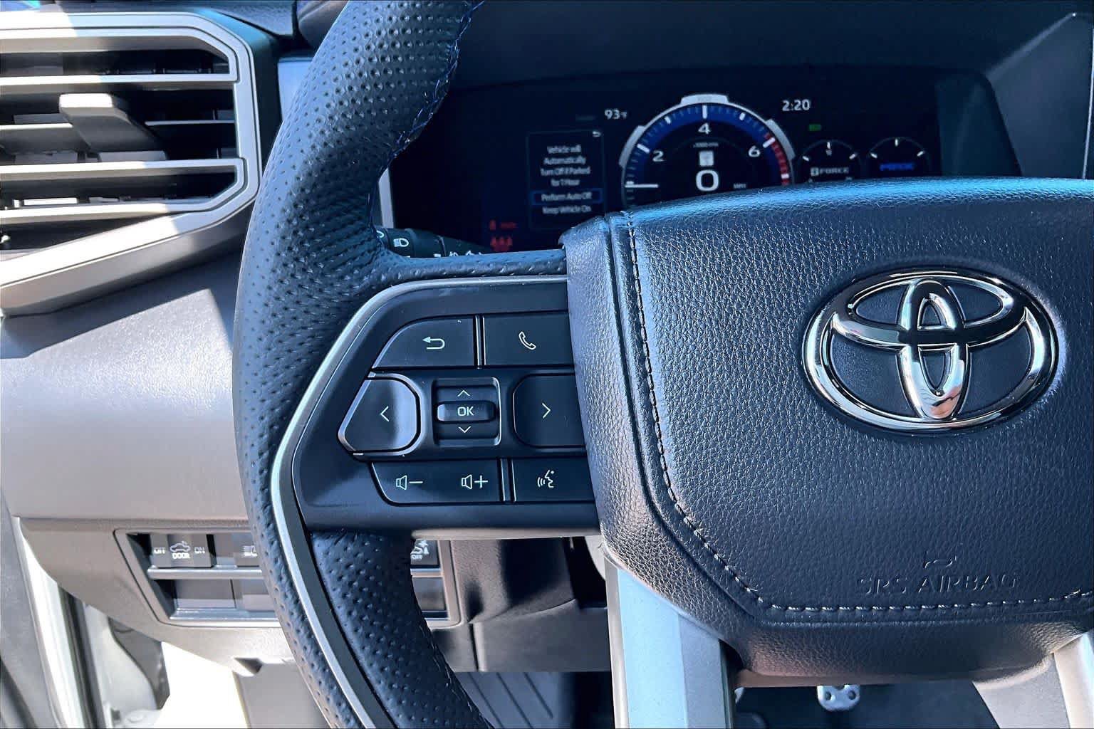 Used 2026 Toyota Tundra Platinum w/ TRD Off-Road Package AWD/4WD image 40