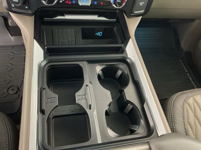 Certified 2025 Ford F250 Platinum w/ Platinum Plus Package image 23