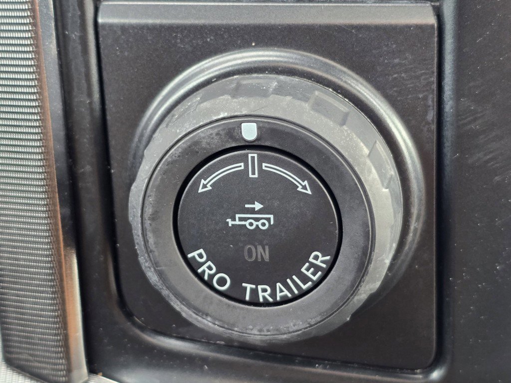 Certified 2021 Ford F150 Platinum w/ Equipment Group 701A High image 19