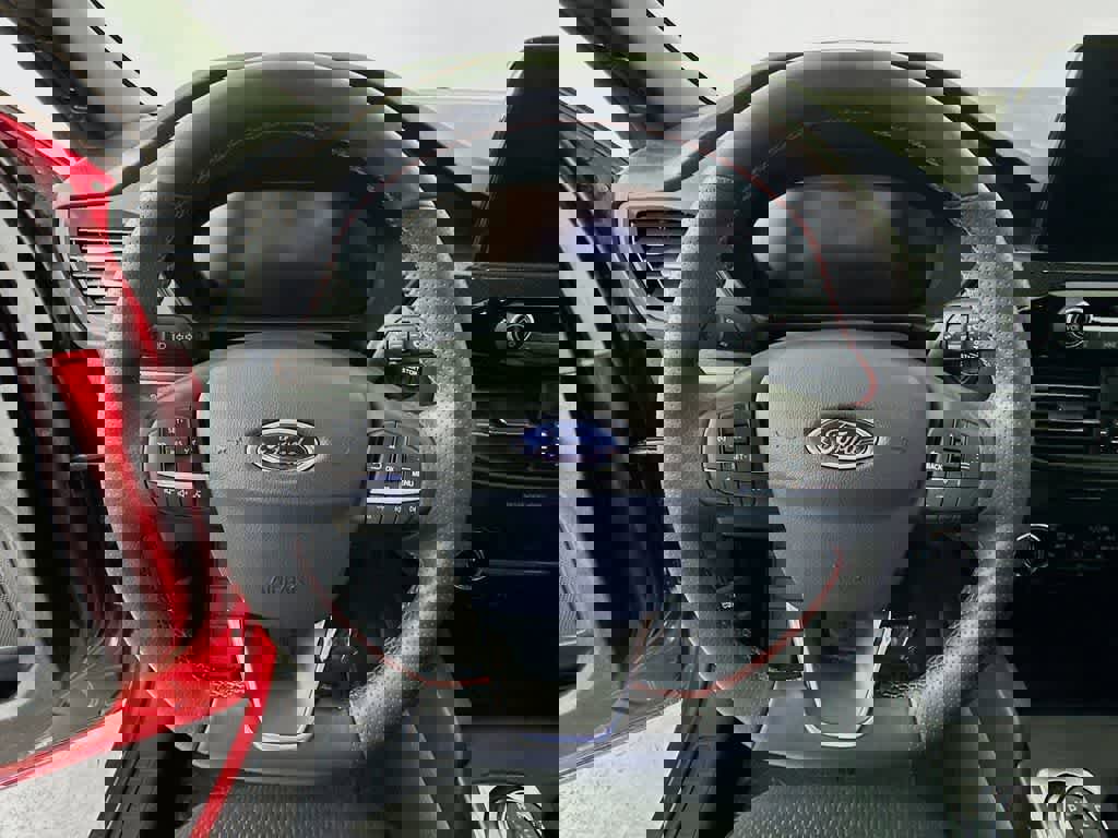 Certified 2025 Ford Escape ST-Line image 19