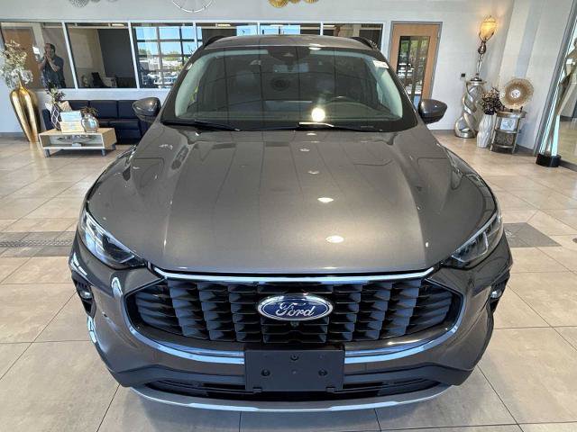 Certified 2024 Ford Escape Platinum AWD/4WD image 8