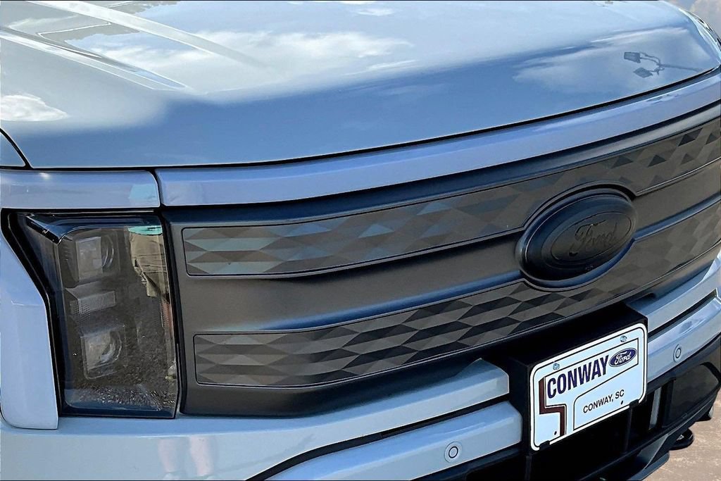 Certified 2023 Ford F150 Lightning Lariat AWD/4WD image 33