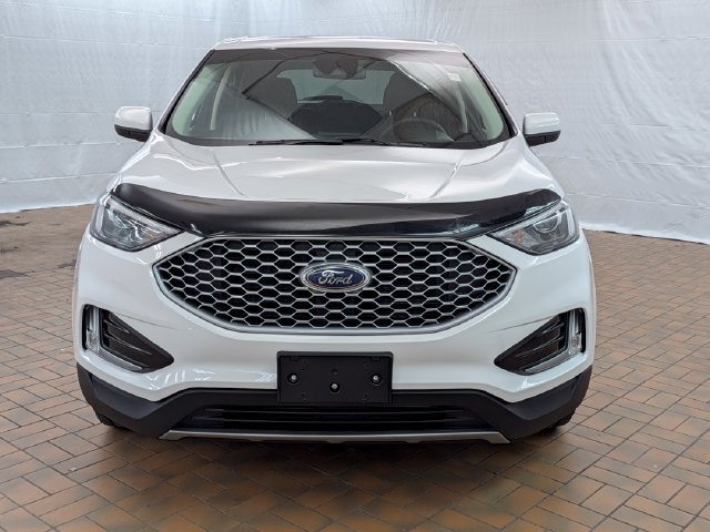 Certified 2023 Ford Edge SEL w/ Convenience Package AWD/4WD image 2