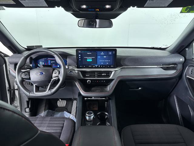 Certified 2025 Ford Explorer ST-Line w/ ST-Line Street Pack AWD/4WD image 4