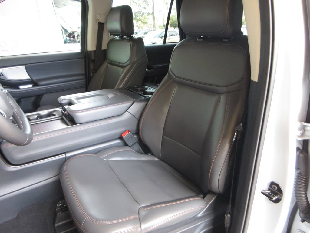 Certified 2025 Ford Expedition Max Active AWD/4WD image 12