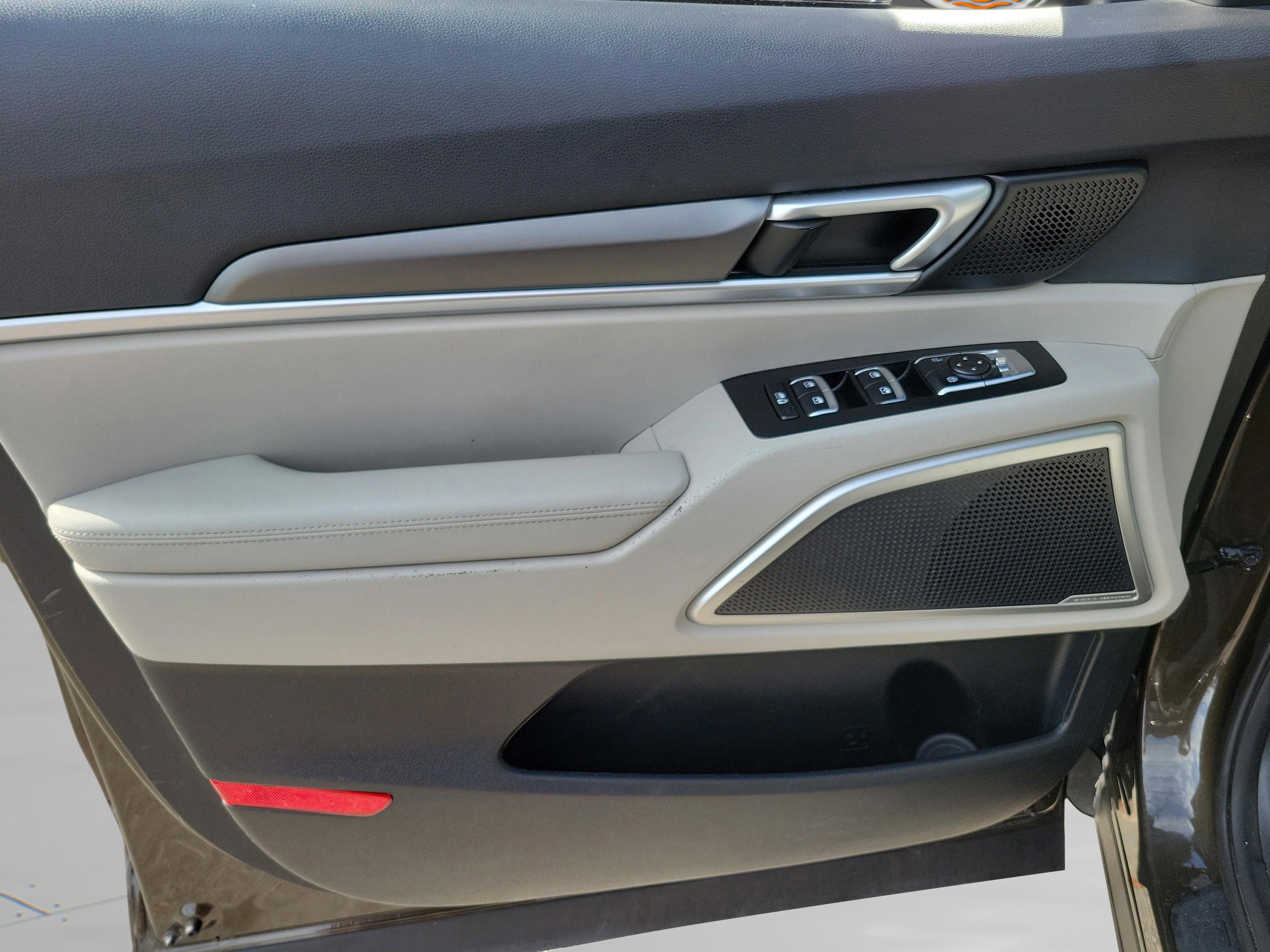 Used 2021 Kia Telluride S image 29