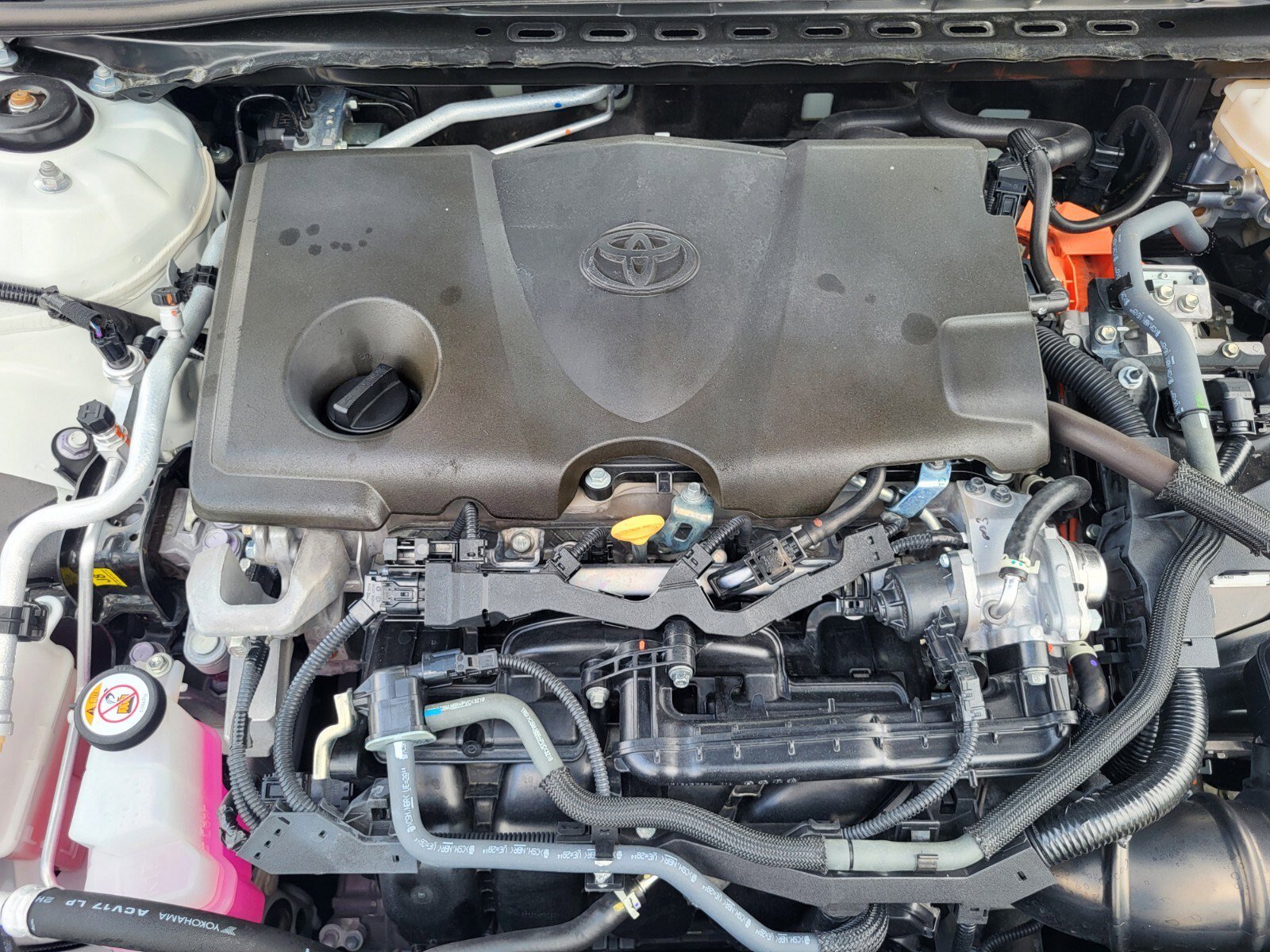 Used 2025 Toyota Camry SE FWD image 35