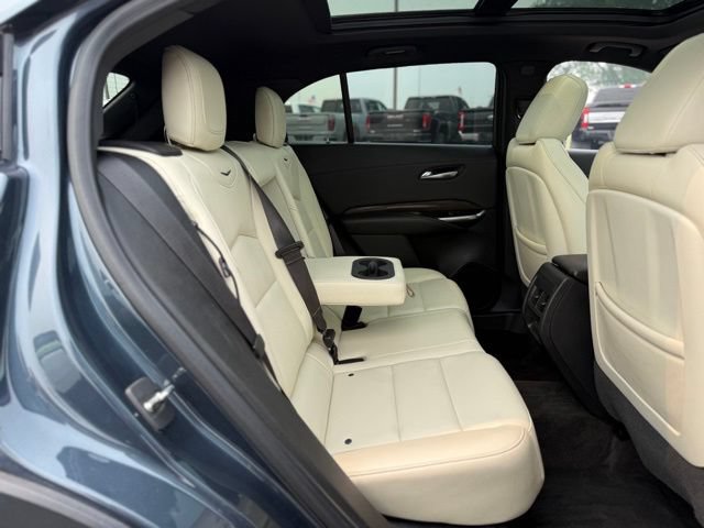 Used 2019 Cadillac XT4 Sport w/ Cold Weather Package AWD/4WD image 17