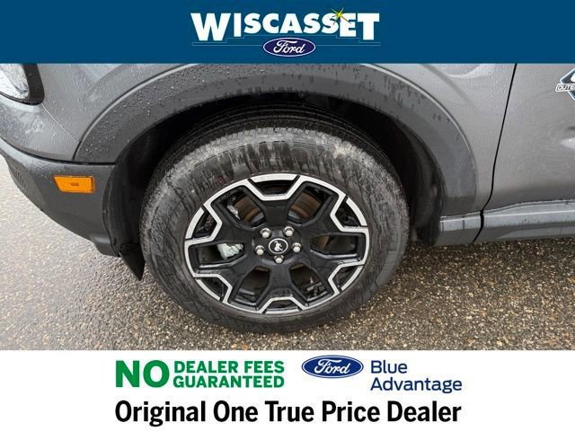 Certified 2025 Ford Bronco Sport Outer Banks w/ Outer Banks Tech Package+ AWD/4WD image 36