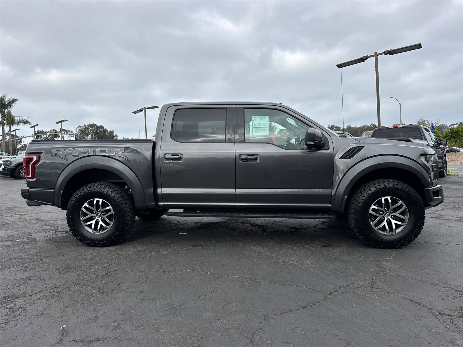 Certified 2018 Ford F150 Raptor w/ Equipment Group 802A Luxury AWD/4WD image 7