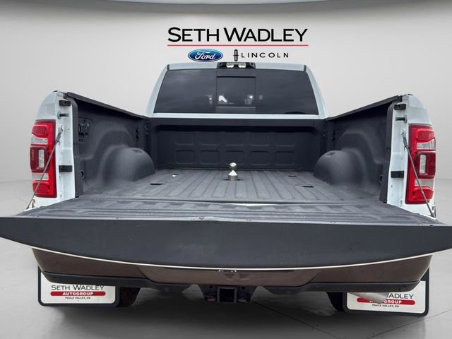 Used 2024 RAM 3500 Limited w/ Towing Technology Group image 17