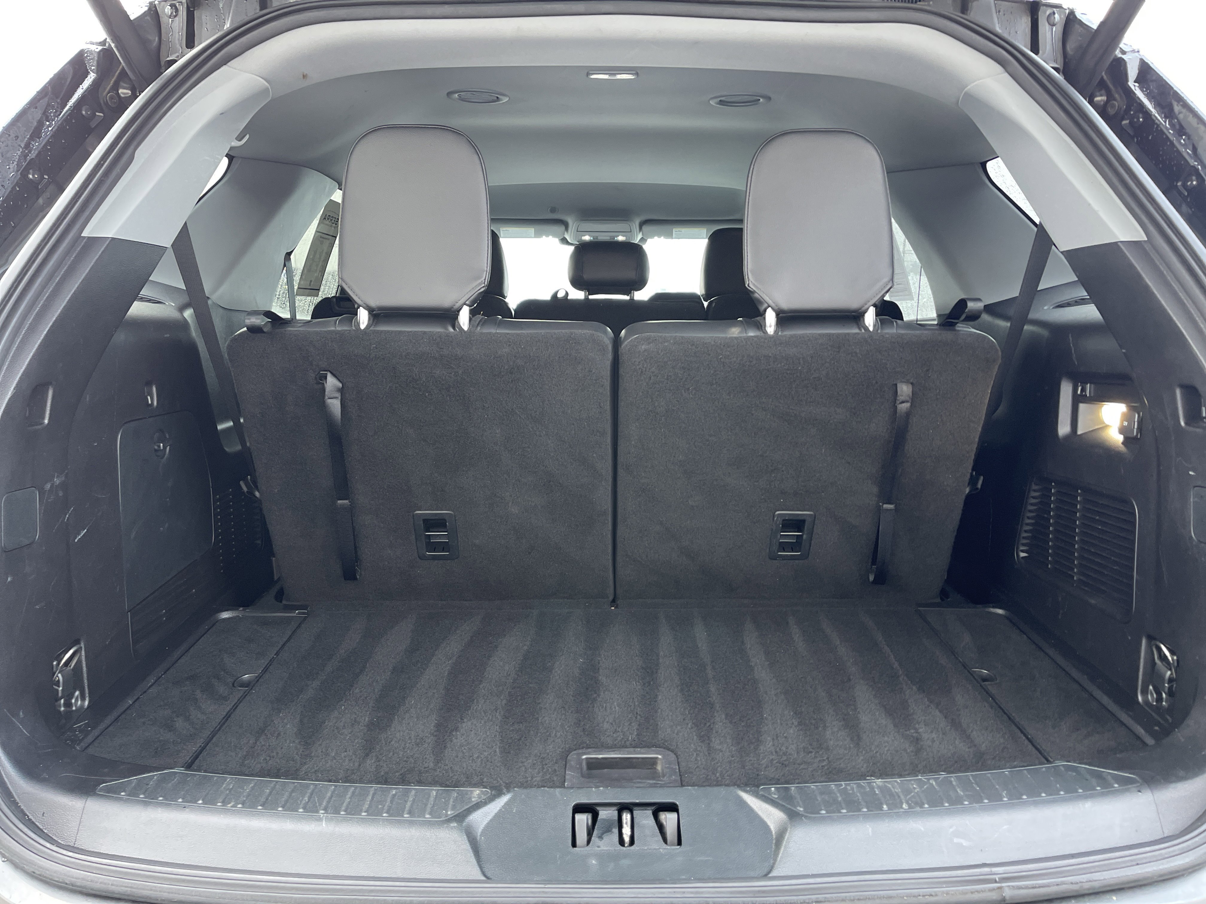 Certified 2020 Ford Explorer XLT w/ Equipment Group 202A image 10