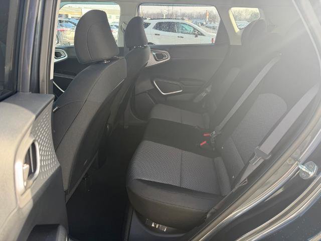 Used 2023 Kia Soul LX w/ LX Technology Package image 13