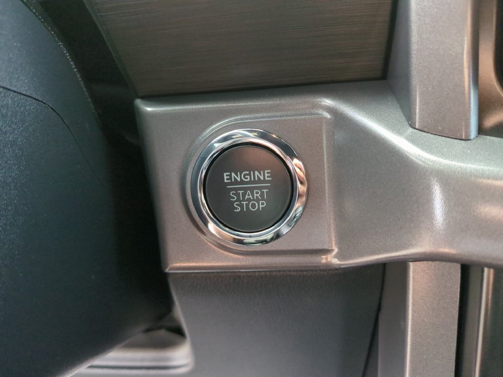 Certified 2025 Ford F150 XLT w/ Equipment Group 302A MID AWD/4WD image 29