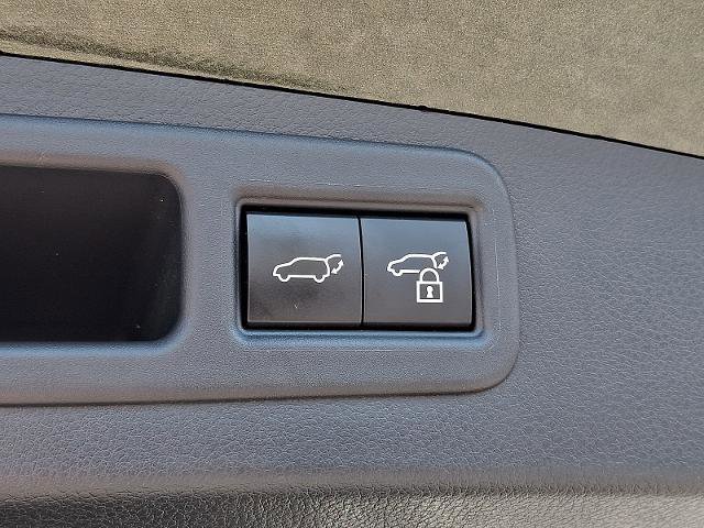 Used 2023 Lexus RX 350 Premium Plus w/ Cold Area Package image 28