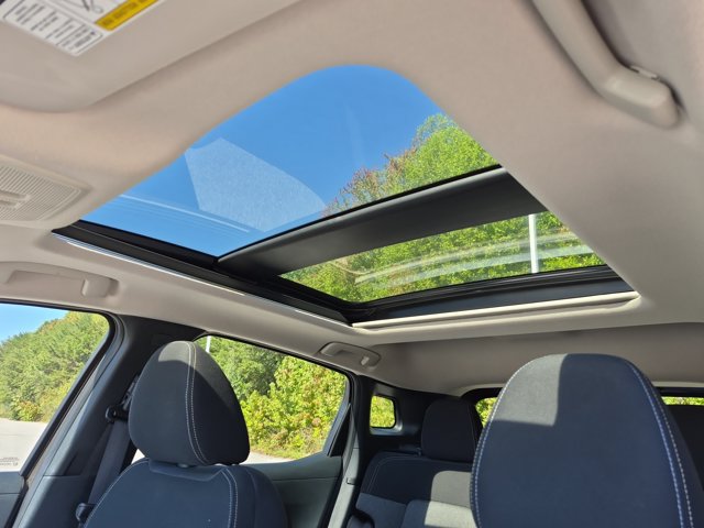 Used 2025 Nissan Kicks SV w/ SV Premium Package FWD image 27