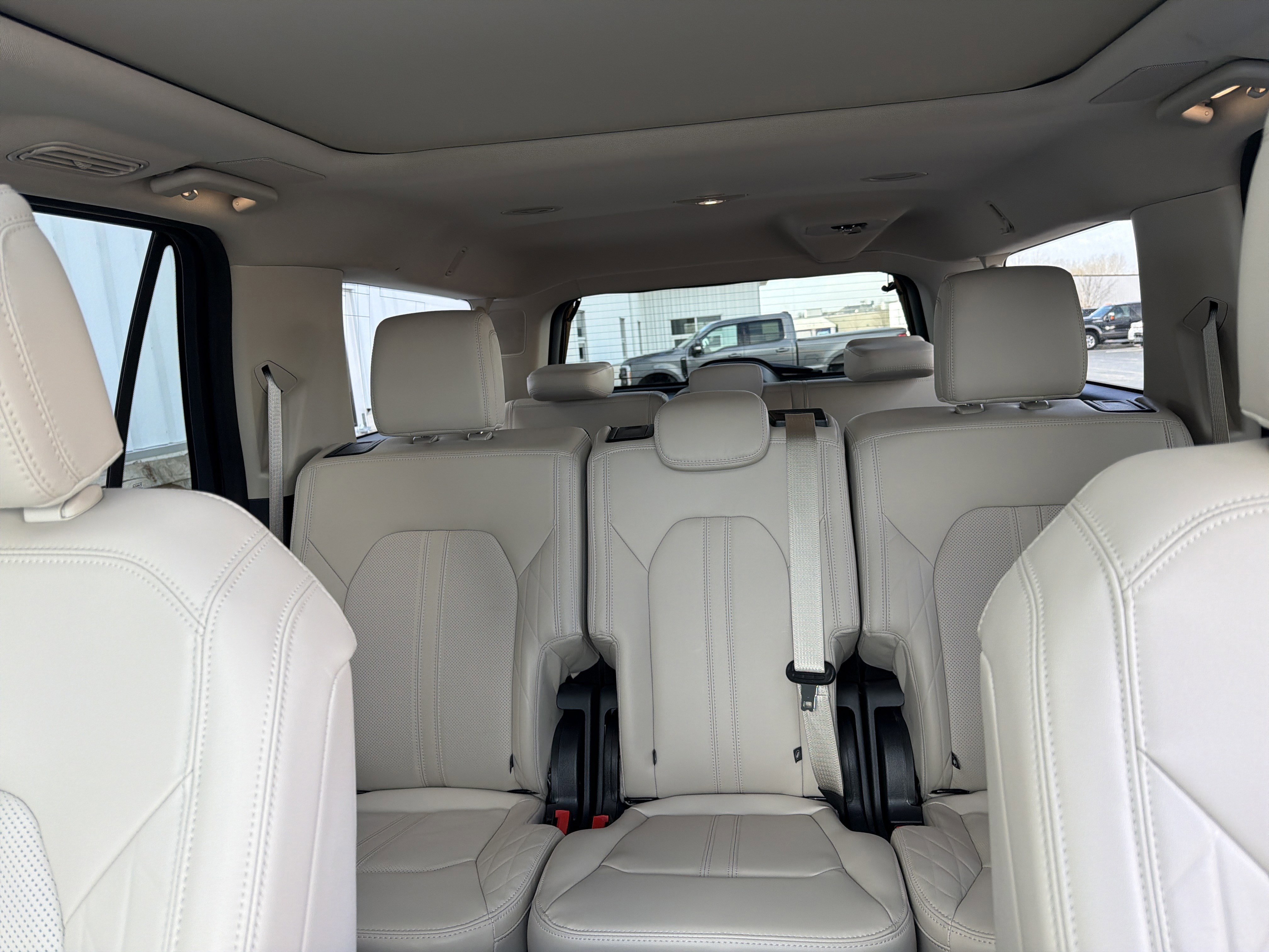 Certified 2024 Ford Expedition Max Platinum image 54