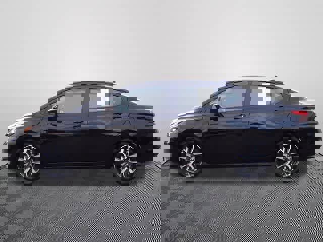 Used 2023 Nissan Versa SV video 2