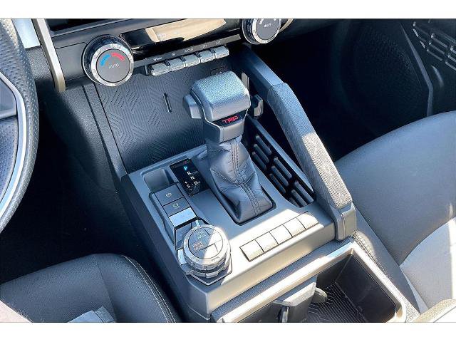 Used 2025 Toyota Tacoma TRD Off-Road AWD/4WD image 16